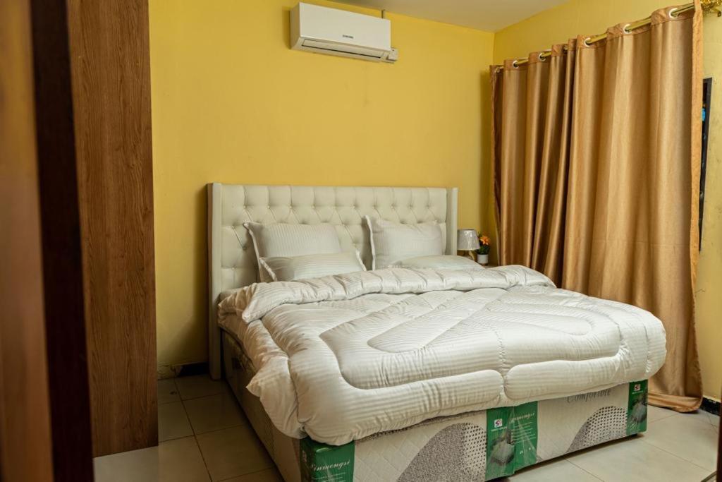 Hotel Planet Golf - Foxdale à Lusaka Extérieur photo